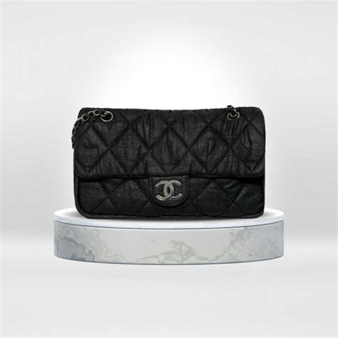 So Just How Do You Authenticate Vintage Chanel 